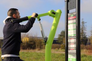 Agrès de musculation extérieur pour une aire de fitness outdoor : Hack Squat vue 3