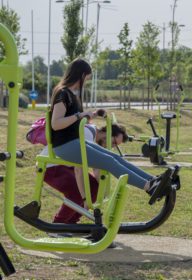 parcours sportif ikea rameur piston aire de fitness plein air