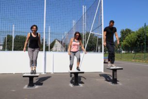 équipement de sport extérieur pour une aire de fitness : plyo box triple vue 2
