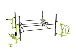 équipement de sport extérieur pour une aire de fitness outdoor : Ring, hack squat, chest press, multi press, crunch machine sport de combat