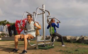 Push Pull inox fitness de plein air deux pratiquants