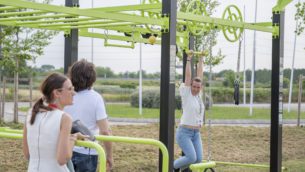 parcours sportif cross training femme ikea aire de fitness plein air