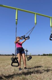 Portique TRX pour une aire de fitness