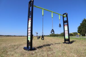 Portique TRX pour une aire de fitness vue 2