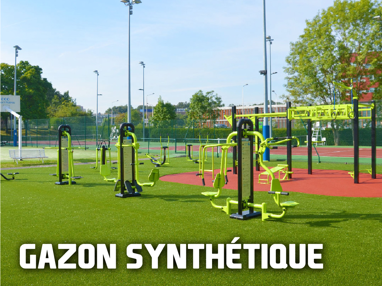 aire de fitness avec un sol en gazon synthétique