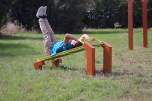 équipement street workout design abdos incliné utilisation